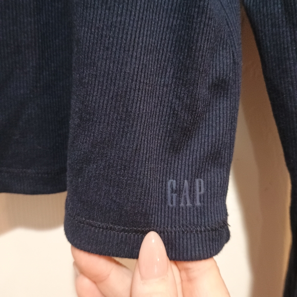 Women's GapBody Basic Ribbed Navy Long Sleeve Ribbed Henley Size Large - Picture 3 of 7